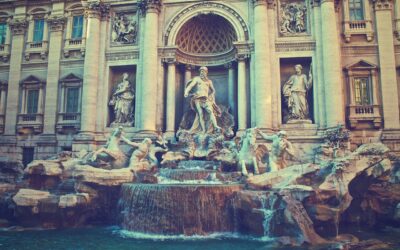Fontana di Trevi: A Glimpse into Dolce Vita in Rome