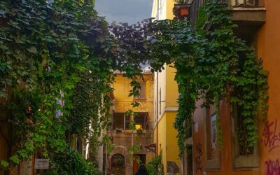 Exploring the Enchanting Trastevere: An Unforgettable Evening in Rome